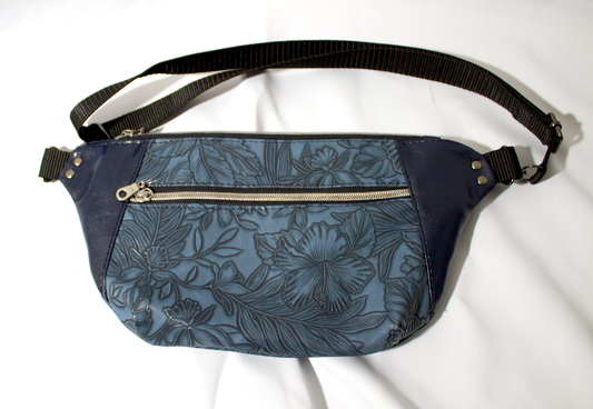Hip bag, Cross body bag