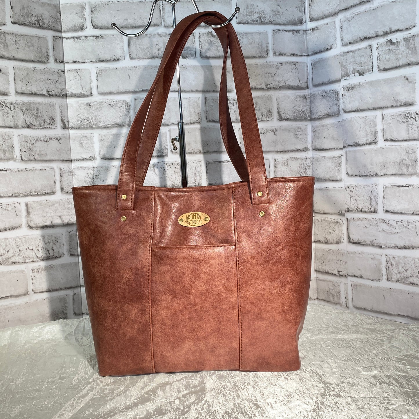 Large Tote in brown vinyl