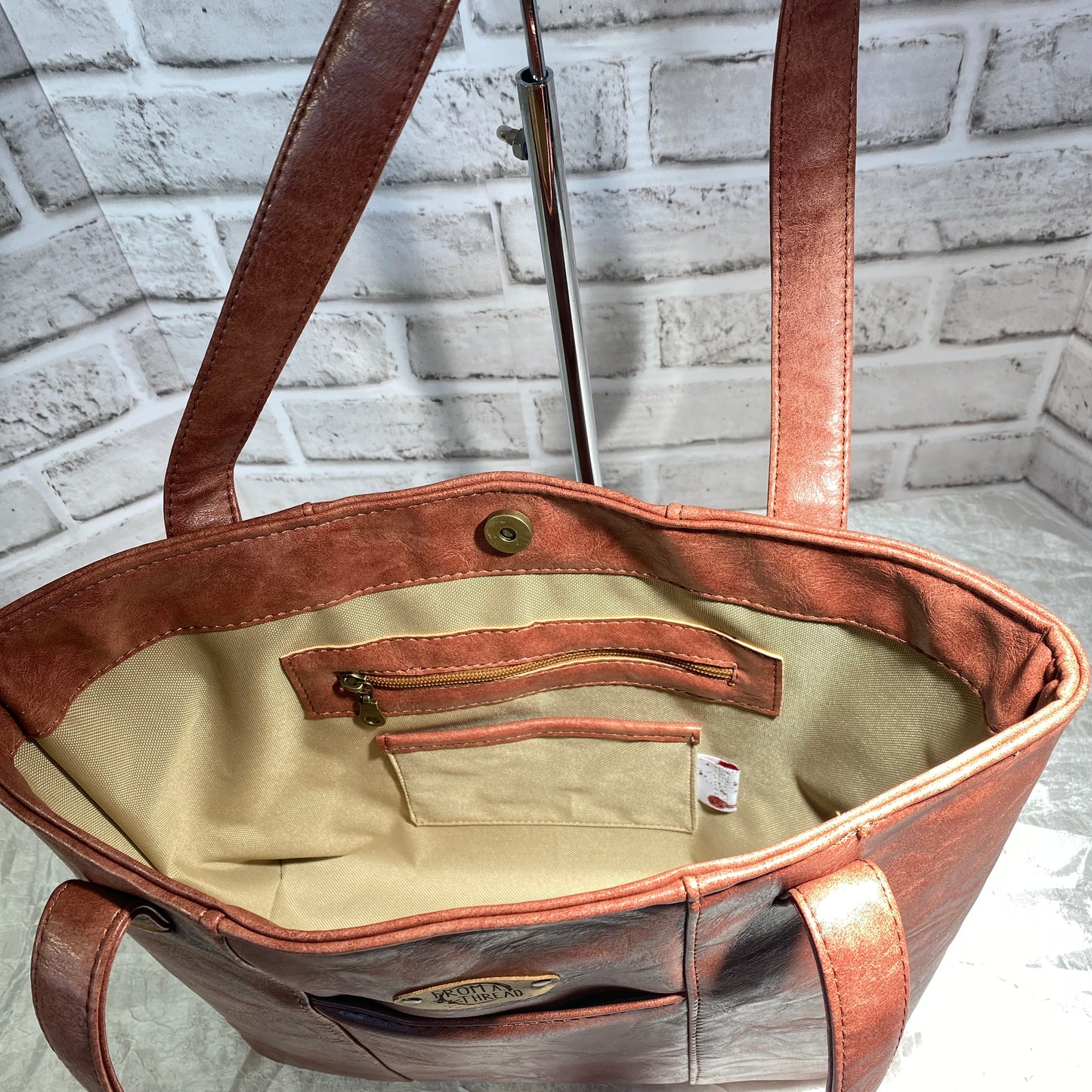 Large Tote in brown vinyl