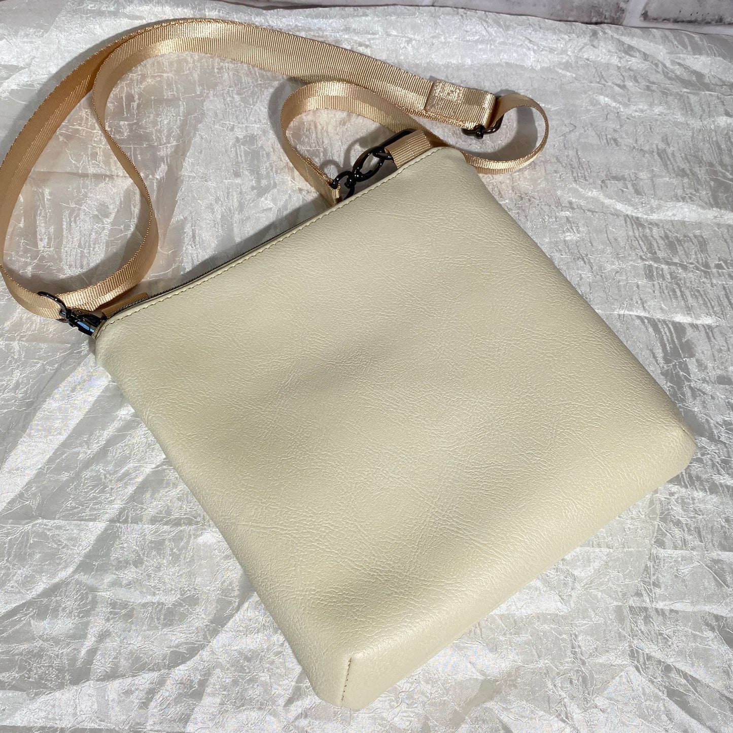 Koda Crossbody Bag beige off white